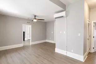 1049 Pleasant St, New Bedford, MA 02740 - Photo 20