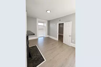 1049 Pleasant St #2, New Bedford, MA 02740 - Photo 10