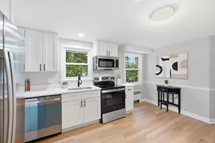 28 Mulberry Ln, Ashland, MA 01721 - Photo 4