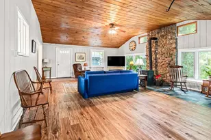 360 Wood St, Hopkinton, MA 01748 - Photo 6