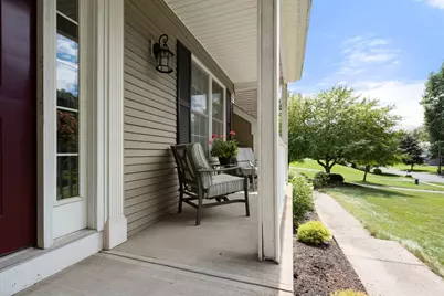 75 Hillcrest Circle, Westfield, MA 01085 - Photo 4