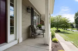 75 Hillcrest Cir, Westfield, MA 01085 - Photo 4