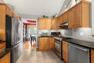 75 Hillcrest Cir, Westfield, MA 01085 - Photo 12