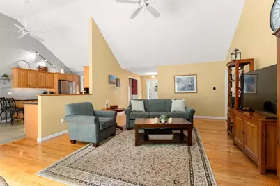 75 Hillcrest Circle, Westfield, MA 01085 - Photo 8