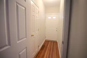 27 Spaulding St, Boston, MA 02122 - Photo 16