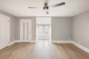 1049 Pleasant St, New Bedford, MA 02740 - Photo 8