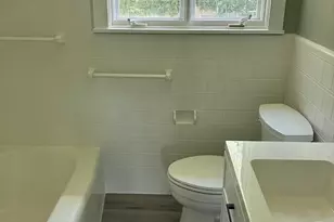 2002 Washington, Braintree, MA 02184 - Photo 6