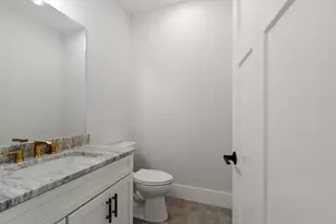 865 Johnson St, North Andover, MA 01845 - Photo 16