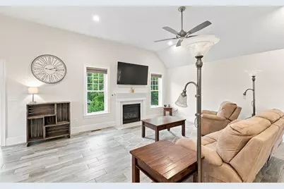 59 Waterford Cir, Dighton, MA 02715 - Photo 12