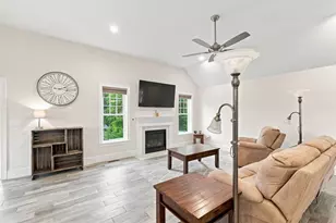 59 Waterford Cir, Dighton, MA 02715 - Photo 12