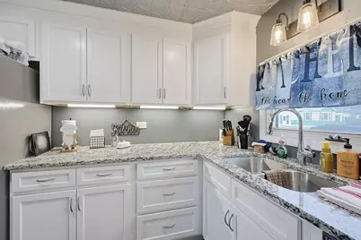 19 First Ave, Westfield, MA 01085 - Photo 18