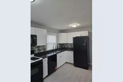 137 Alden St #137, Malden, MA 02148 - Photo 2