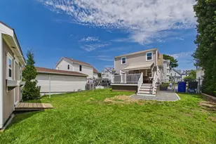 261 Ames St, Fall River, MA 02721 - Photo 28