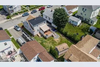 261 Ames St, Fall River, MA 02721 - Photo 30