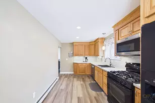 261 Ames St, Fall River, MA 02721 - Photo 8