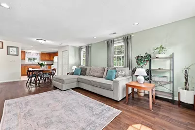 68 Hilltop Road, Dracut, MA 01826 - Photo 6