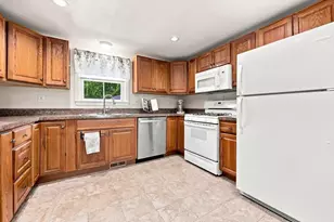 68 Hilltop Rd, Dracut, MA 01826 - Photo 14