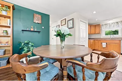 68 Hilltop Road, Dracut, MA 01826 - Photo 10