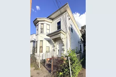 61 Pond St, Lowell, MA 01852 - Photo 6
