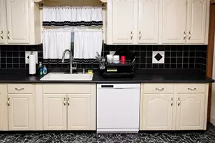 141 Lester Rd, Brockton, MA 02302 - Photo 4