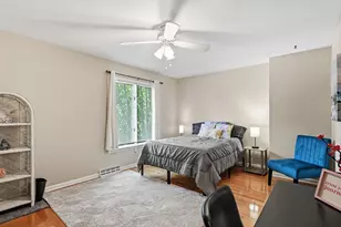 18 Mansion Woods Dr, Agawam, MA 01001 - Photo 16