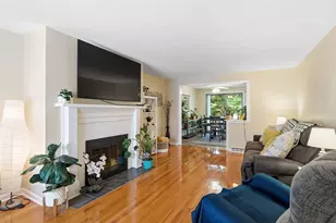 18 Mansion Woods Dr, Agawam, MA 01001 - Photo 4