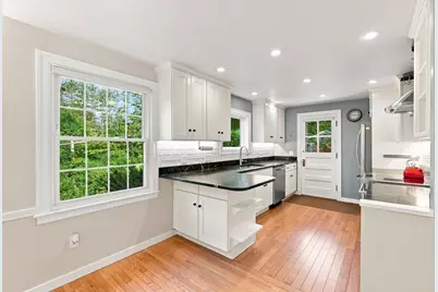 6 Smith Street, Amherst, MA 01002 - Photo 10