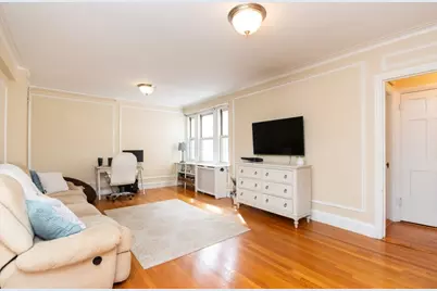 1450 Beacon St #603, Brookline, MA 02446 - Photo 6
