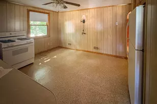 48 Home St, Peabody, MA 01960 - Photo 10