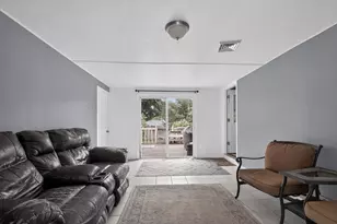 38 Dighton Ave, Taunton, MA 02780 - Photo 4