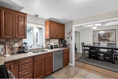 38 Dighton Ave, Taunton, MA 02780 - Photo 6