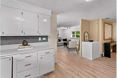 4 Nadine Road, Framingham, MA 01701 - Photo 10