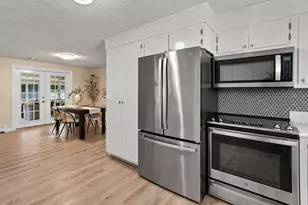 4 Nadine Rd, Framingham, MA 01701 - Photo 8