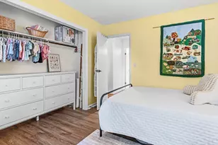30 Halifax Ct, Springfield, MA 01108 - Photo 22