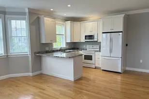 84 Pearl St, Braintree, MA 02184 - Photo 2