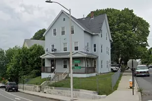 17 Winthrop St, Worcester, MA 01604 - Photo 4