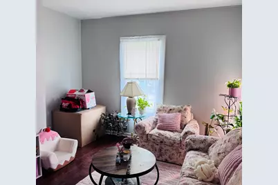 17 Winthrop St, Worcester, MA 01604 - Photo 6