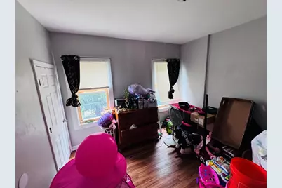 17 Winthrop St, Worcester, MA 01604 - Photo 12