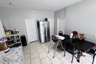 17 Winthrop St, Worcester, MA 01604 - Photo 8