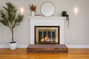 7 Puritan Rd, Danvers, MA 01923 - Photo 6
