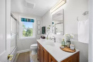 7 Puritan Rd, Danvers, MA 01923 - Photo 14