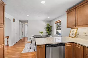 7 Puritan Rd, Danvers, MA 01923 - Photo 10