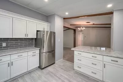18 Birch St, Rockland, MA 02370 - Photo 6