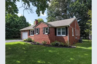 114 Fenway Dr, Springfield, MA 01119 - Photo 2