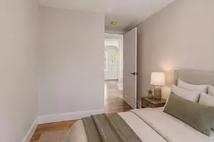 11 Hovey St, Woburn, MA 01801 - Photo 14