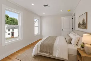 11 Hovey St, Woburn, MA 01801 - Photo 10