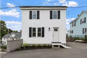 11 Hovey St, Woburn, MA 01801 - Photo 2