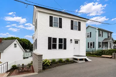 11 Hovey St, Woburn, MA 01801 - Photo 1