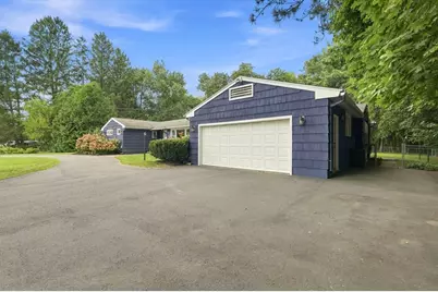5 Pine St, South Hadley, MA 01075 - Photo 4