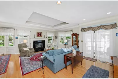 12 McNeil Circle #12, Hopkinton, MA 01748 - Photo 10